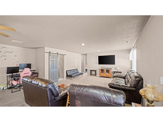 140 N ELLICOTT Hwy, Calhan, CO 80808