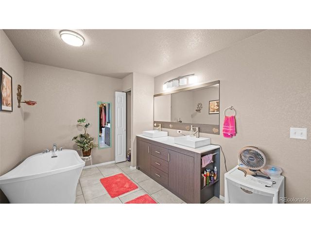 140 N ELLICOTT Hwy, Calhan, CO 80808