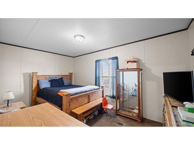 140 N ELLICOTT Hwy, Calhan, CO 80808