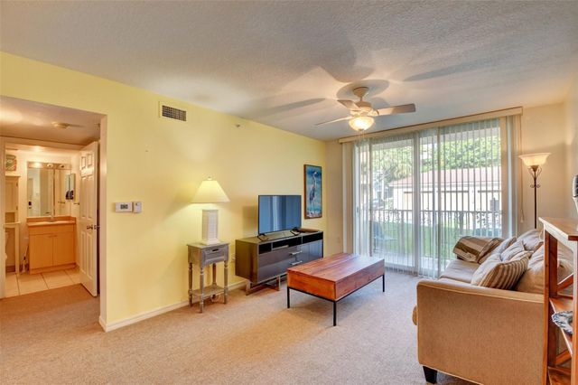 703 VILLA Circle 703, Boynton Beach, FL 33435