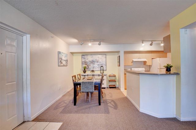 703 VILLA Circle 703, Boynton Beach, FL 33435