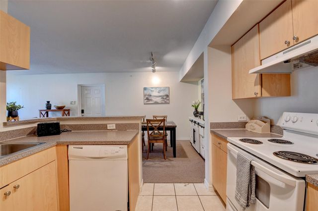703 VILLA Circle 703, Boynton Beach, FL 33435