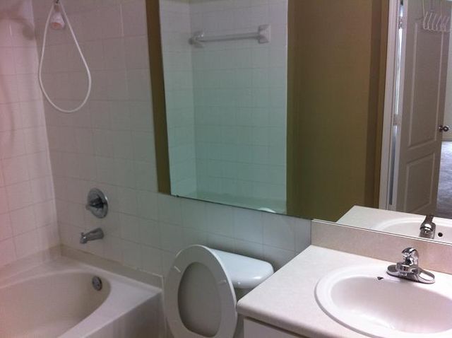 5085 NW 7th Street 1411, Miami, FL 33126