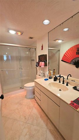 1985 S Ocean Dr 10J, Hallandale Beach, FL 33009