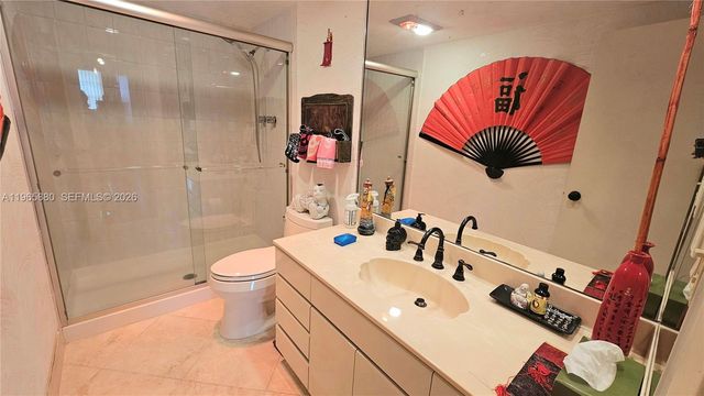 1985 S Ocean Dr 10J, Hallandale Beach, FL 33009