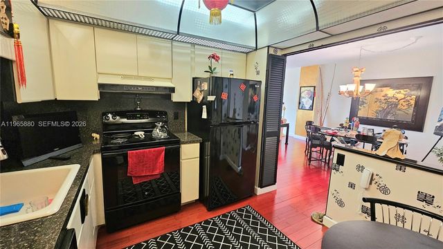 1985 S Ocean Dr 10J, Hallandale Beach, FL 33009