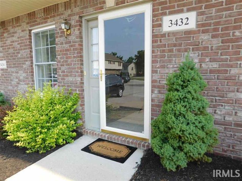 3432 S Oaklawn Circle, Bloomington, IN 47401