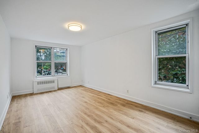 142-20 Franklin Avenue 2G, Flushing, NY 11355