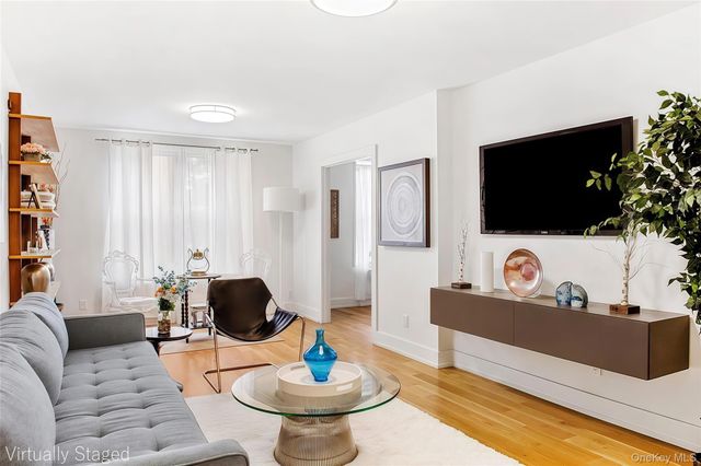 142-20 Franklin Avenue 2G, Flushing, NY 11355