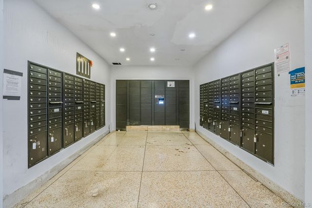 142-20 Franklin Avenue 2G, Flushing, NY 11355