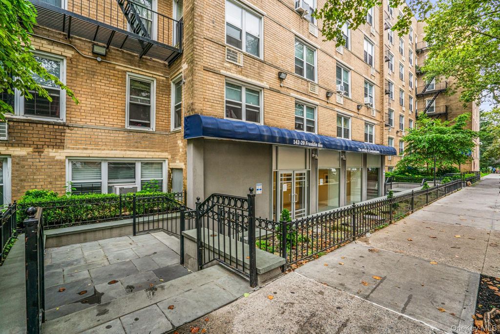142-20 Franklin Avenue 2G, Flushing, NY 11355