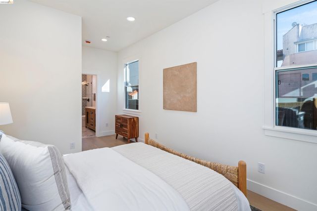 846 Adams St, Albany, CA 94706