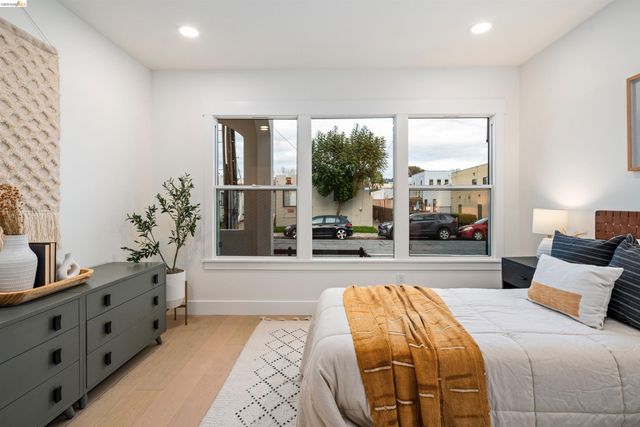 846 Adams St, Albany, CA 94706