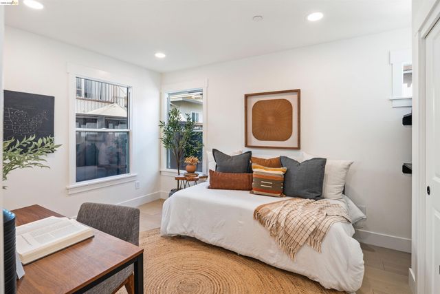 846 Adams St, Albany, CA 94706