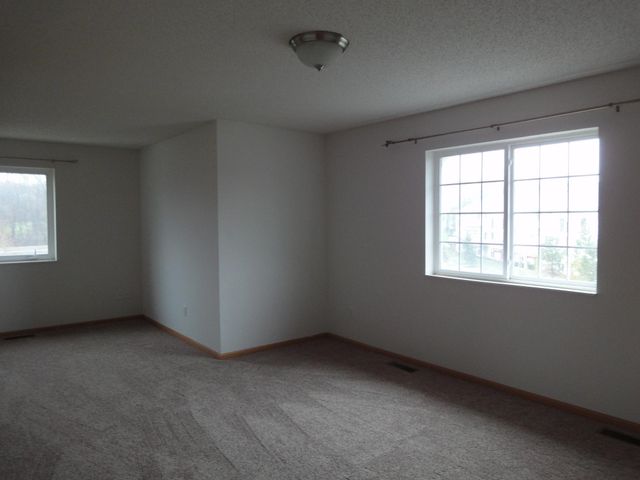 4770 Underwood Lane N E, Plymouth, MN 55442
