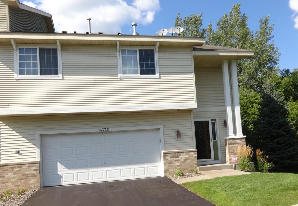 4770 Underwood Lane N E, Plymouth, MN 55442