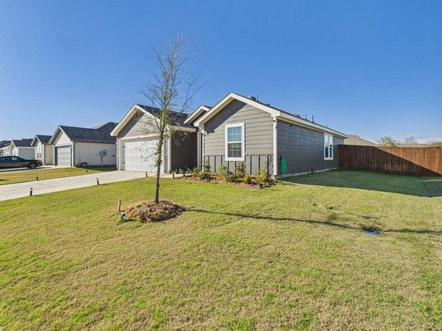 3808 Pilatus Avenue, Corsicana, TX 75110