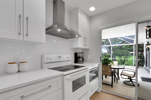 7904 CHAPMAN OAK Court, Palm Beach Gardens, FL 33410