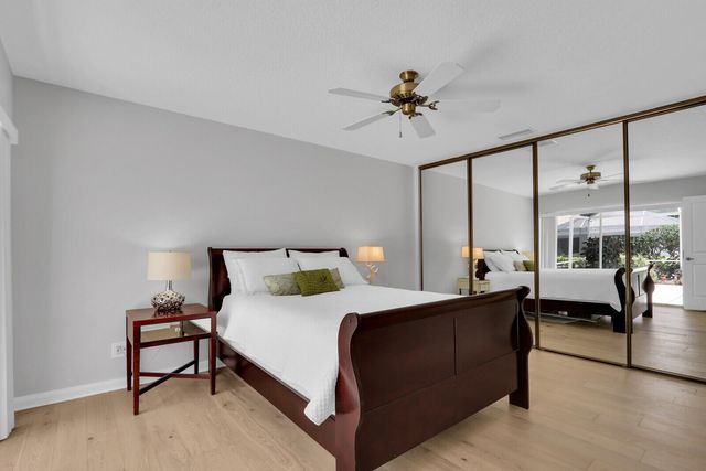 7904 CHAPMAN OAK Court, Palm Beach Gardens, FL 33410