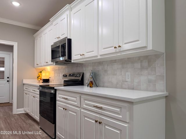 68 Meadow Breeze Road, Sumrall, MS 39482