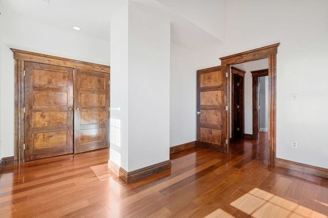 76 Taft Ave 2, Newton, MA 02465