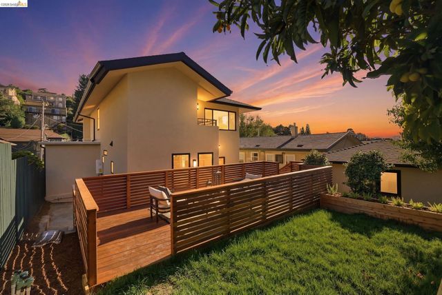 714 Walavista Ave, Oakland, CA 94610