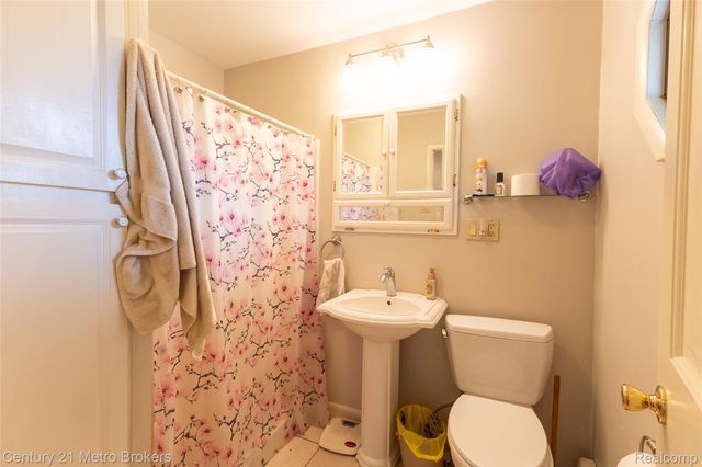 3063 Stockbridge Street, Genesee Charter Township, MI 48506