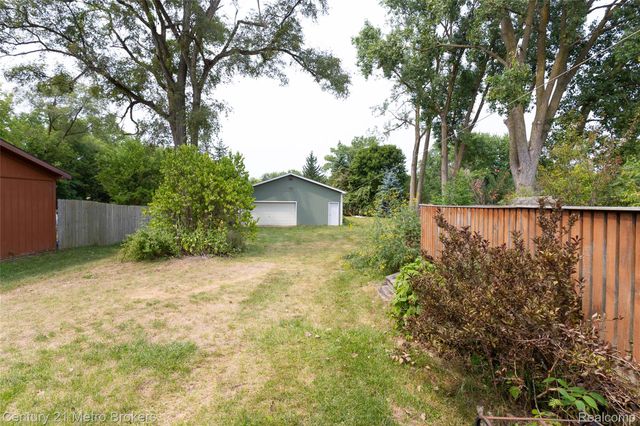 3063 Stockbridge Street, Genesee Charter Township, MI 48506