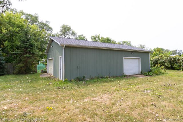 3063 Stockbridge Street, Genesee Charter Township, MI 48506