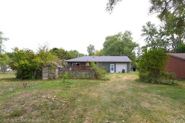 3063 Stockbridge Street, Genesee Charter Township, MI 48506