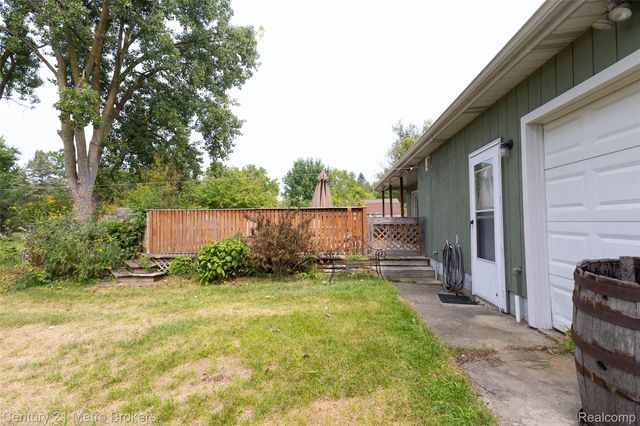 3063 Stockbridge Street, Genesee Charter Township, MI 48506