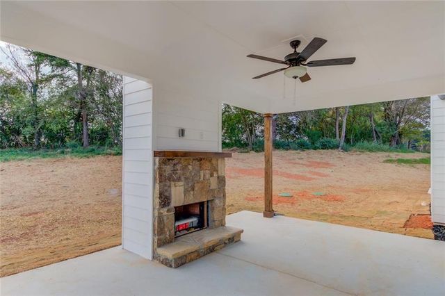 6455 Plantation Station Drive, Lula, GA 30554