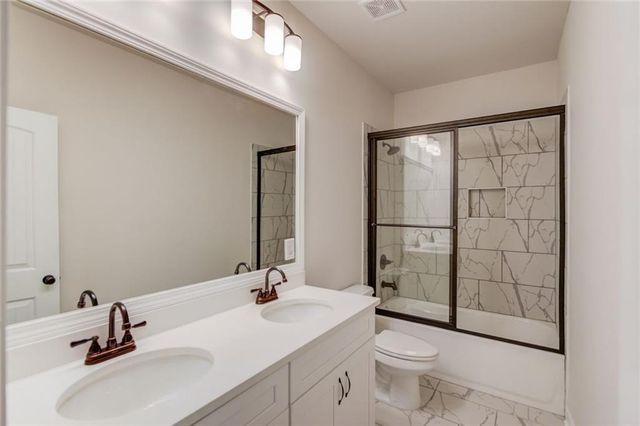6455 Plantation Station Drive, Lula, GA 30554