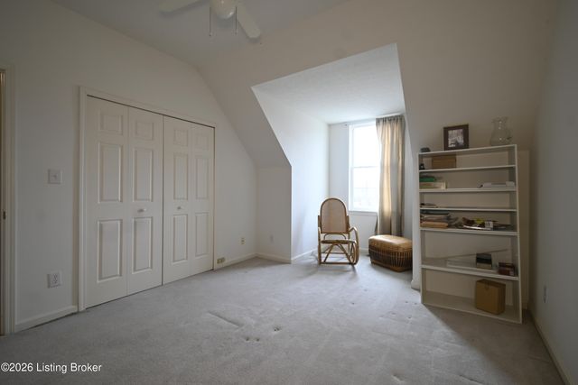 9921 Lancewood, Louisville, KY 40229