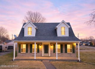 9921 Lancewood, Louisville, KY 40229