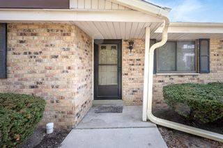 9508 W Maple COURT #01, West Allis, WI 53214
