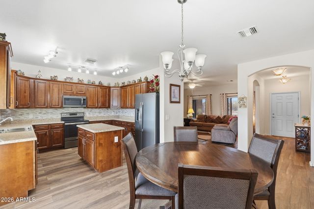 1732 N CAMERON Street, Casa Grande, AZ 85122