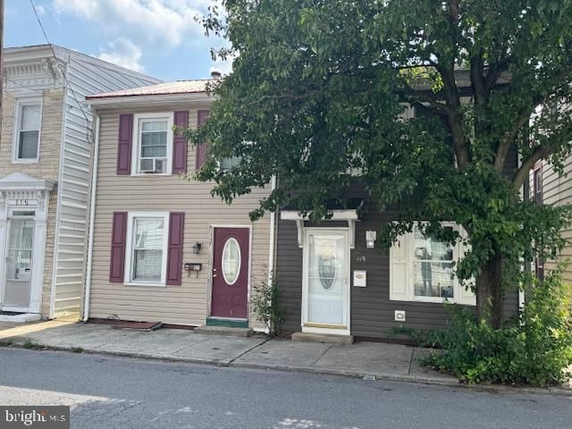 117 N MARKET ST, Mechanicsburg, PA 17055