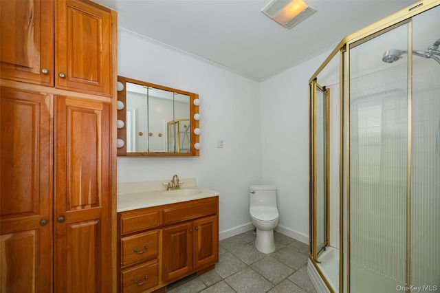 60 Rainbow Lane, Pine Bush, NY 12566