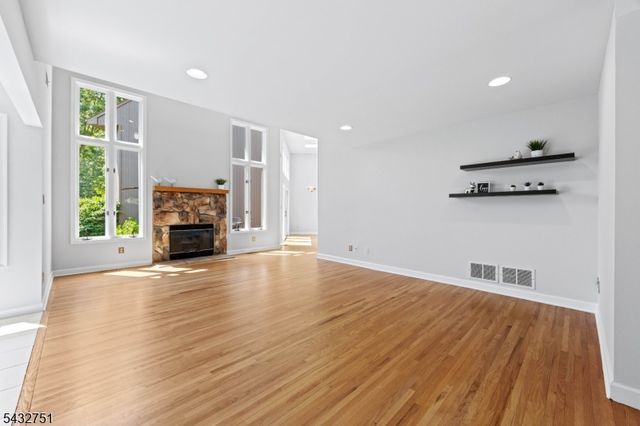 26 Sherwood Drive 26, Mountain Lakes Boro, NJ 07046