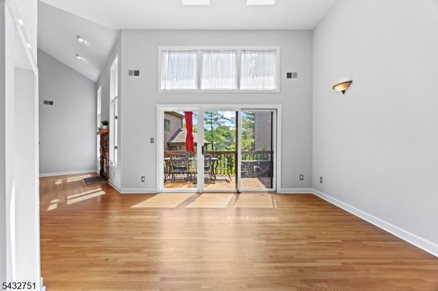 26 Sherwood Drive 26, Mountain Lakes Boro, NJ 07046