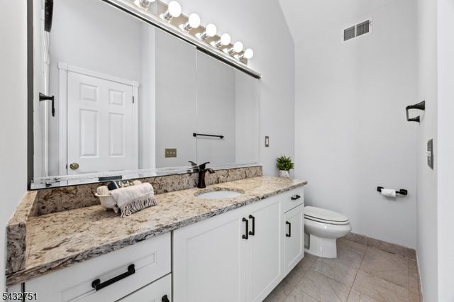 26 Sherwood Drive 26, Mountain Lakes Boro, NJ 07046
