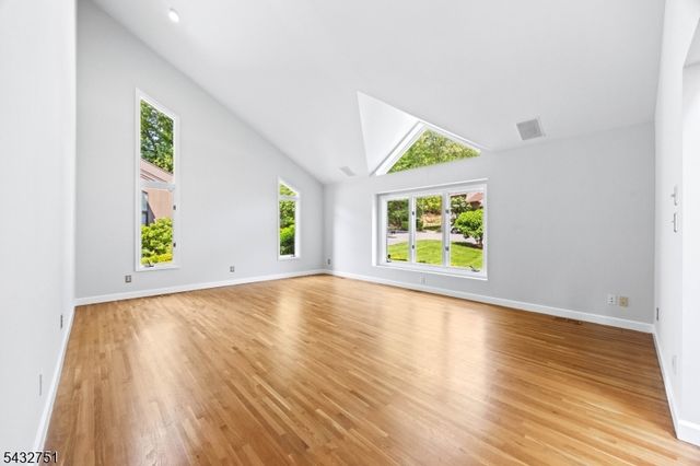 26 Sherwood Drive 26, Mountain Lakes Boro, NJ 07046