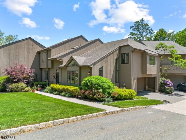 26 Sherwood Drive 26, Mountain Lakes Boro, NJ 07046