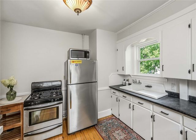 329 Glenwood Avenue, Pawtucket, RI 02860