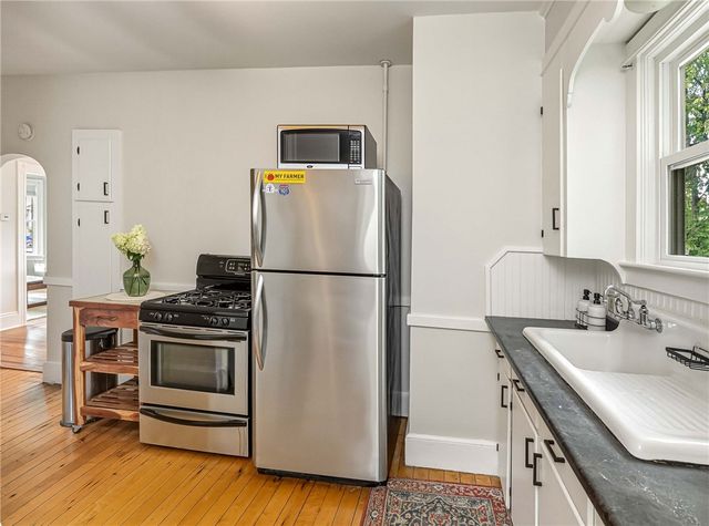 329 Glenwood Avenue, Pawtucket, RI 02860