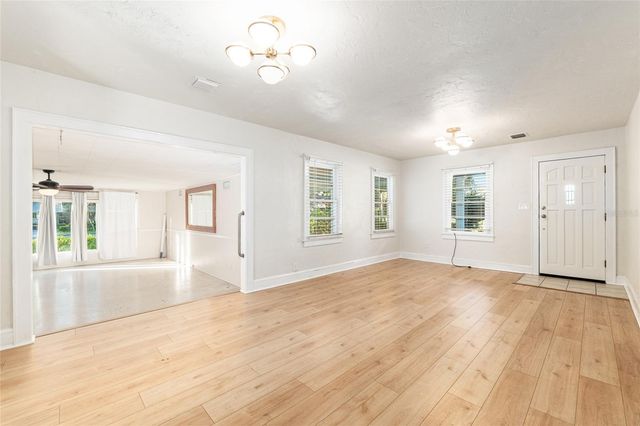 123 SE 1ST STREET, Williston, FL 32696