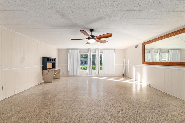 123 SE 1ST STREET, Williston, FL 32696