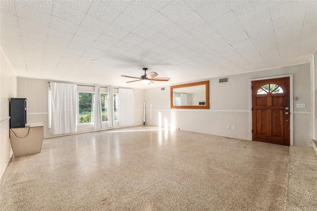 123 SE 1ST STREET, Williston, FL 32696