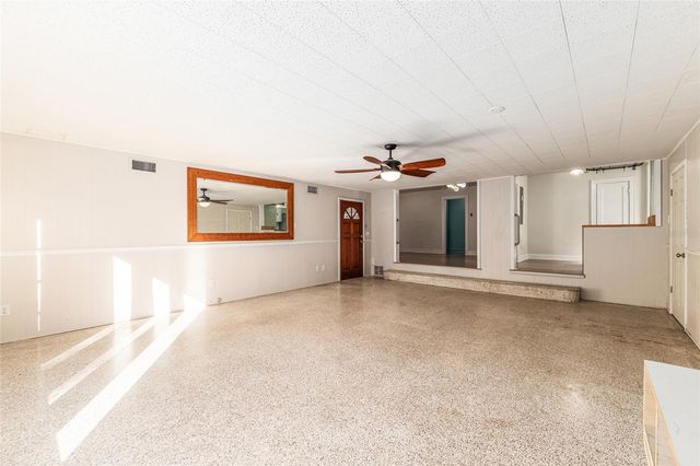 123 SE 1ST STREET, Williston, FL 32696
